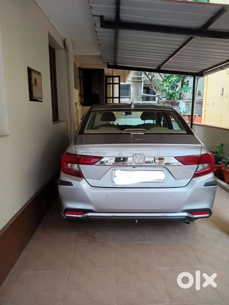 Honda Amaze 2nd Gen 2023 Petrol 8000 Km Driven