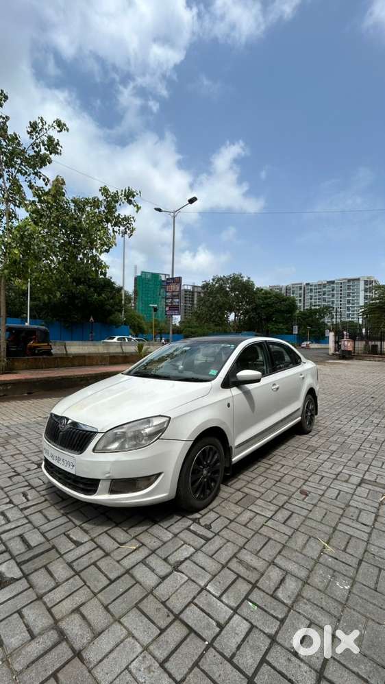 Skoda Rapid 2015 Elegance At 2015 Model