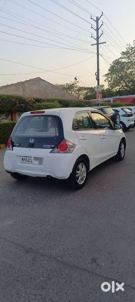 Honda Brio V Automatic, 2013, Petrol
