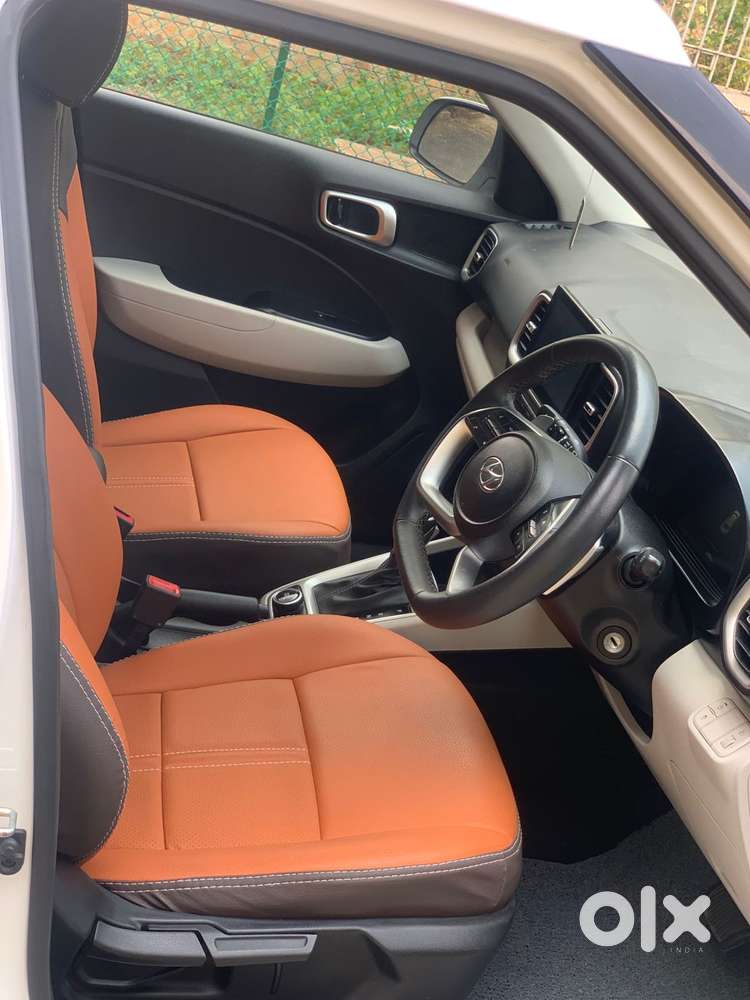 Hyundai Venue 1.0 S (o) Turbo Dct, 2023, Petrol