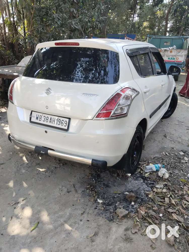Maruti Suzuki Swift Vxi 2016
