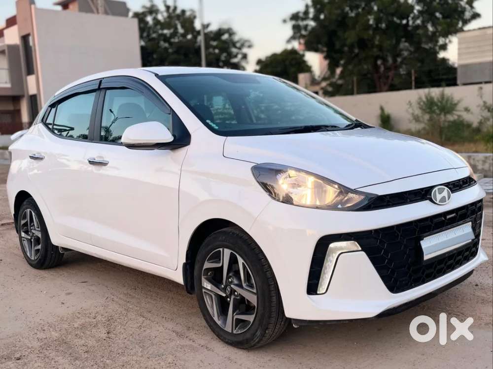 Hyundai Aura 1.2 Sx Cng, 2025, Cng & Hybrids