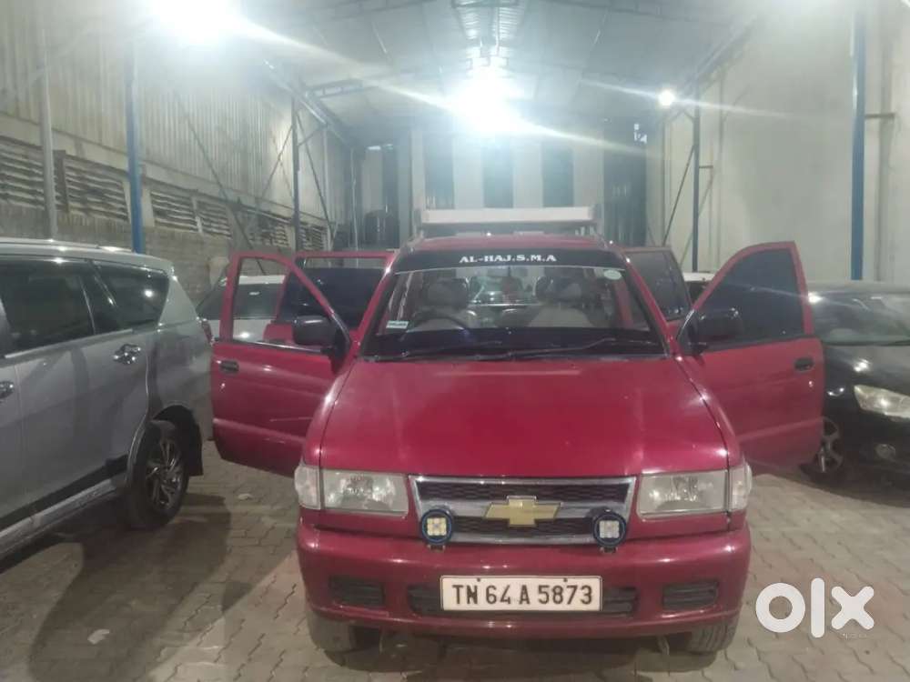 Chevrolet Tavera Ls 10-seater 2010