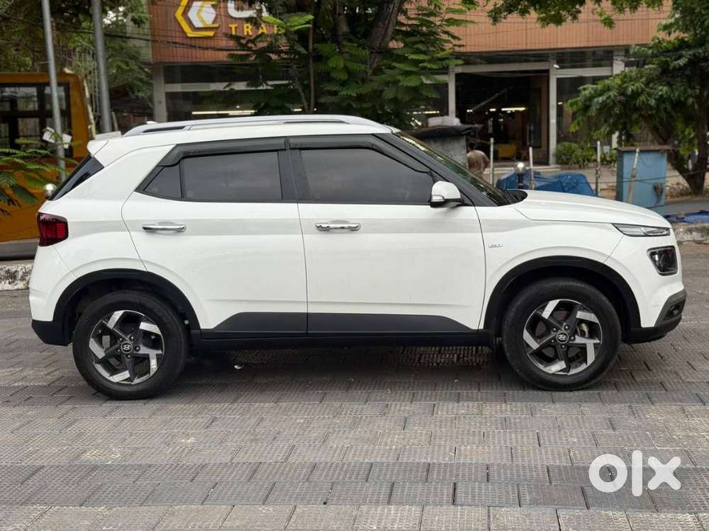 Hyundai Venue Sx Plus Turbo Dct, 2021, Petrol