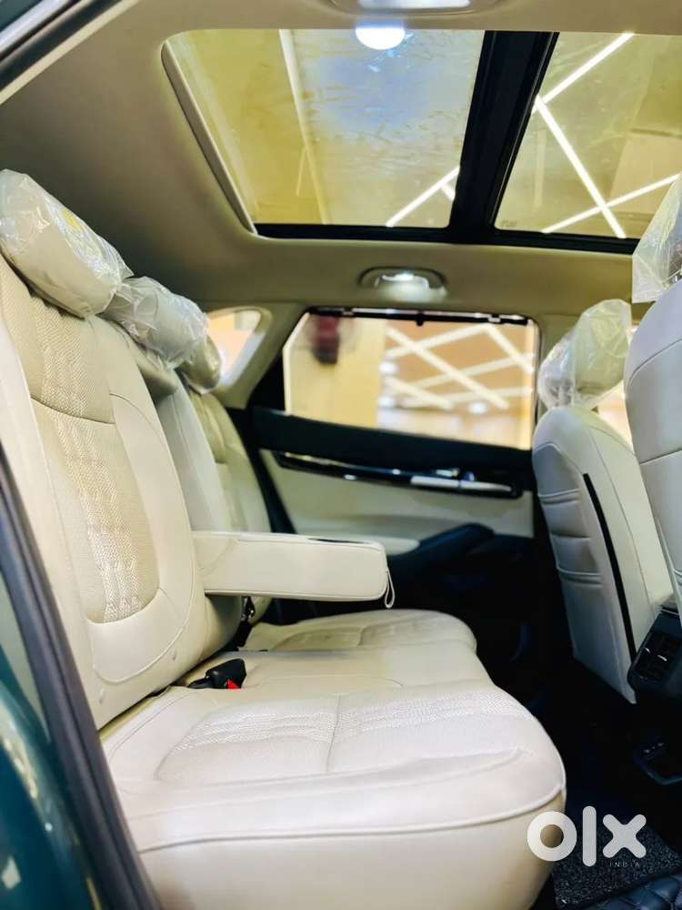 Kia Seltos Htx 1.5 Petrol Mt, 2023, Petrol