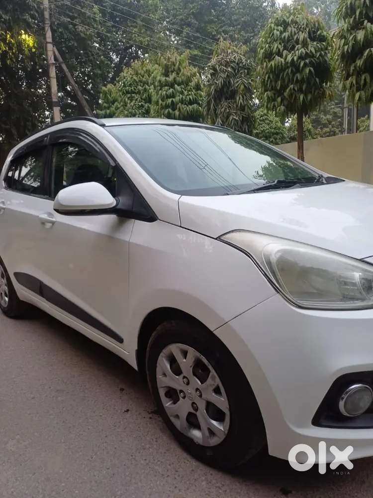Hyundai Grand I10 Sportz 2016 Diesel Manual