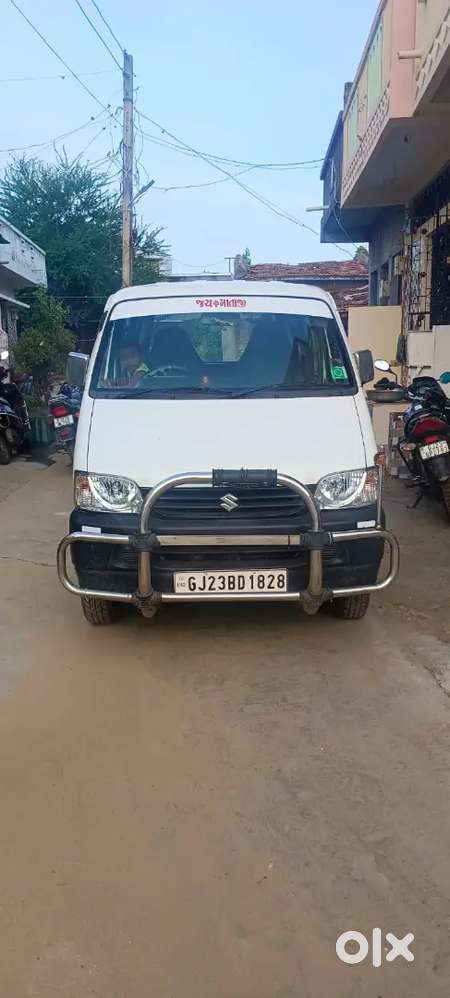 Maruti Suzuki Eeco 2016