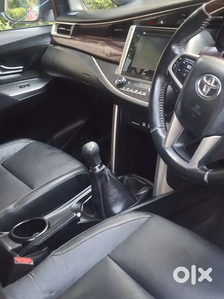 Toyota Innova Crysta 2018 Diesel 105000 Km Driven