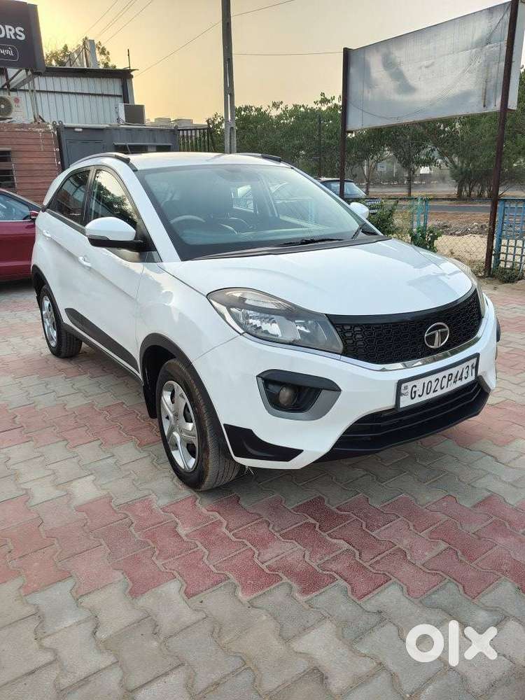 Tata Nexon 1.2 Revotron Xm, 2018, Petrol
