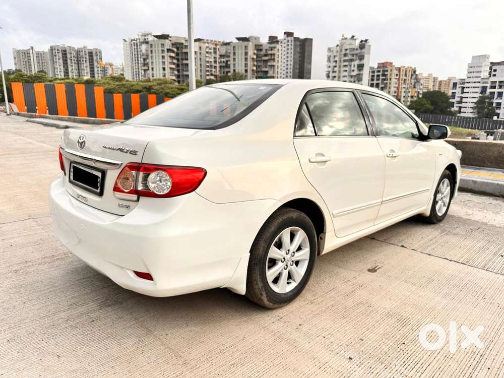 Toyota Corolla Altis [ ] 1.8 Vl At, 2012, Petrol