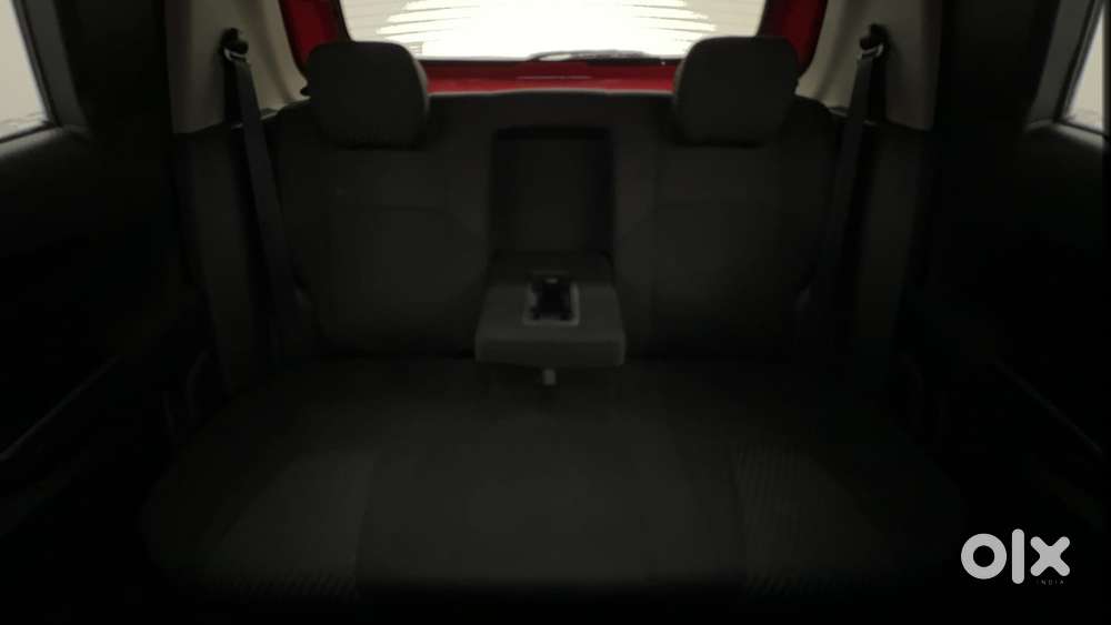 Mahindra Kuv 100 2016-2017 Mfalcon G80 K8 Dual Tone, 2017, Petrol