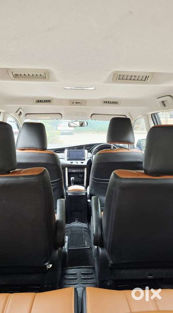 Toyota Innova Crysta 2.4 Gx Limited Edition At 7 Str, 2022, Diesel