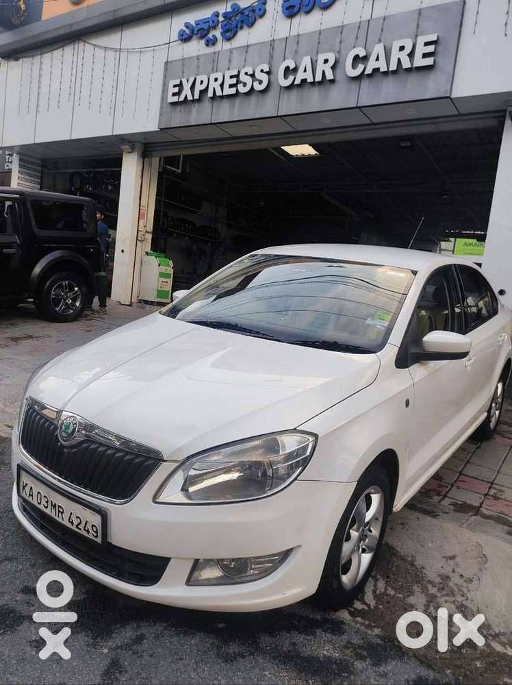 Skoda Rapid 1.6 Elegance 2013 Diesel