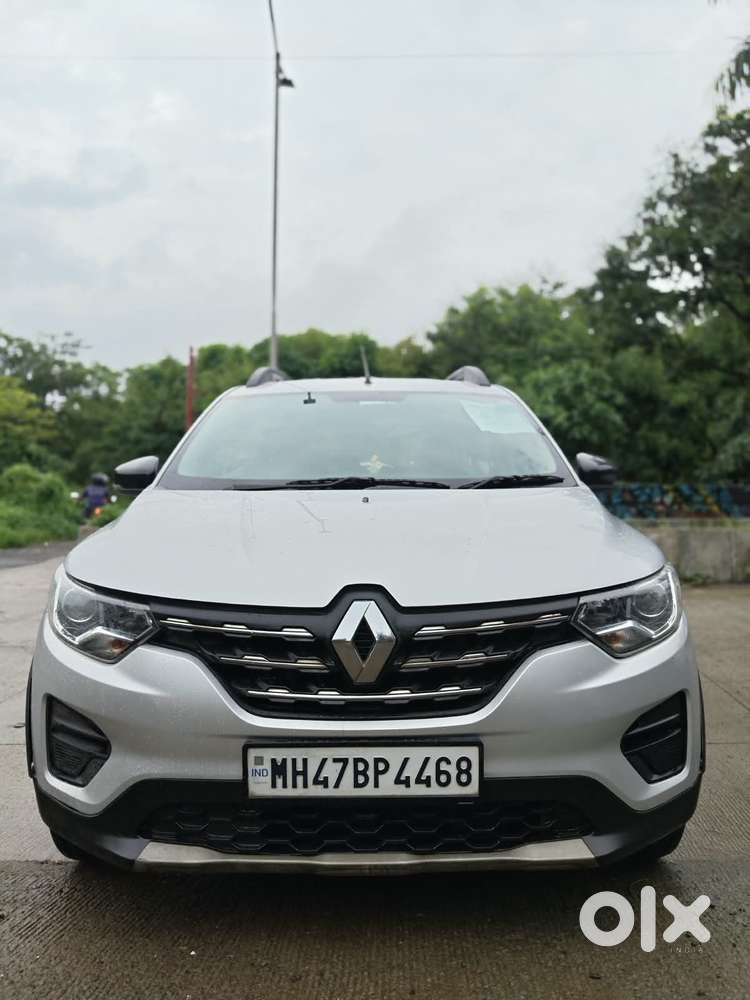 Renault Triber Rxt, 2023, Petrol