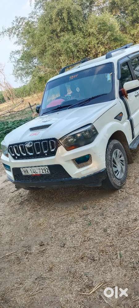 Scorpio S2 गाड़ी है कृपया लेने वाले ही Sms करे