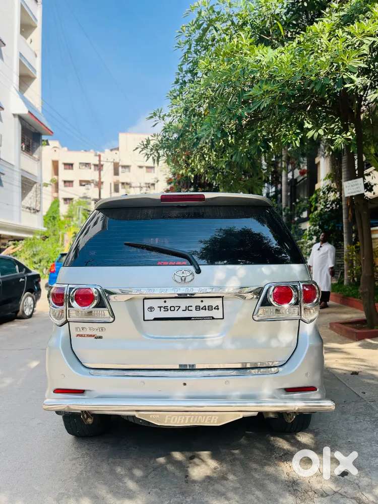 Toyota Fortuner 2012