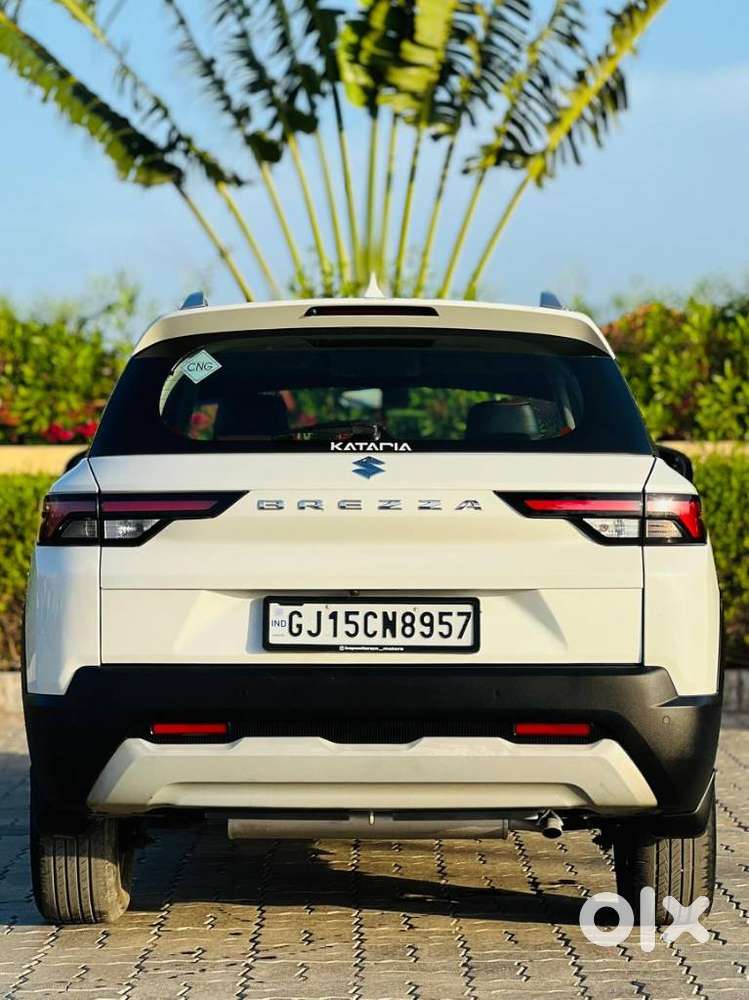 Maruti Suzuki Vitara Brezza 1.5 Zxi, 2023, Cng & Hybrids