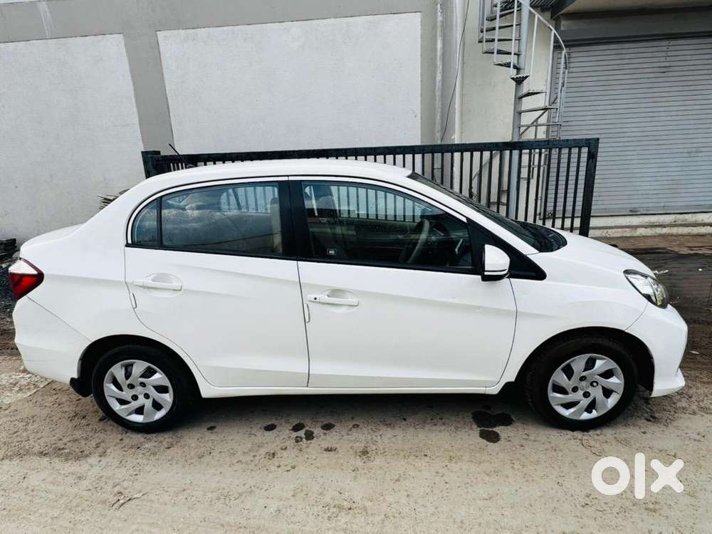Honda Amaze 2016 Diesel Well Maintained