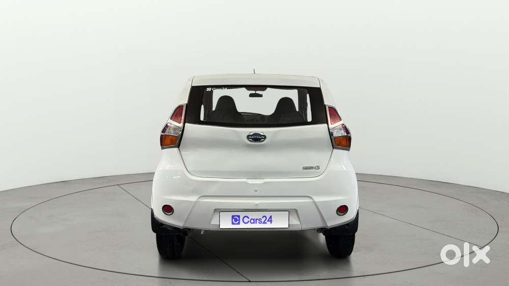 Datsun Redigo T Option, 2016, Petrol