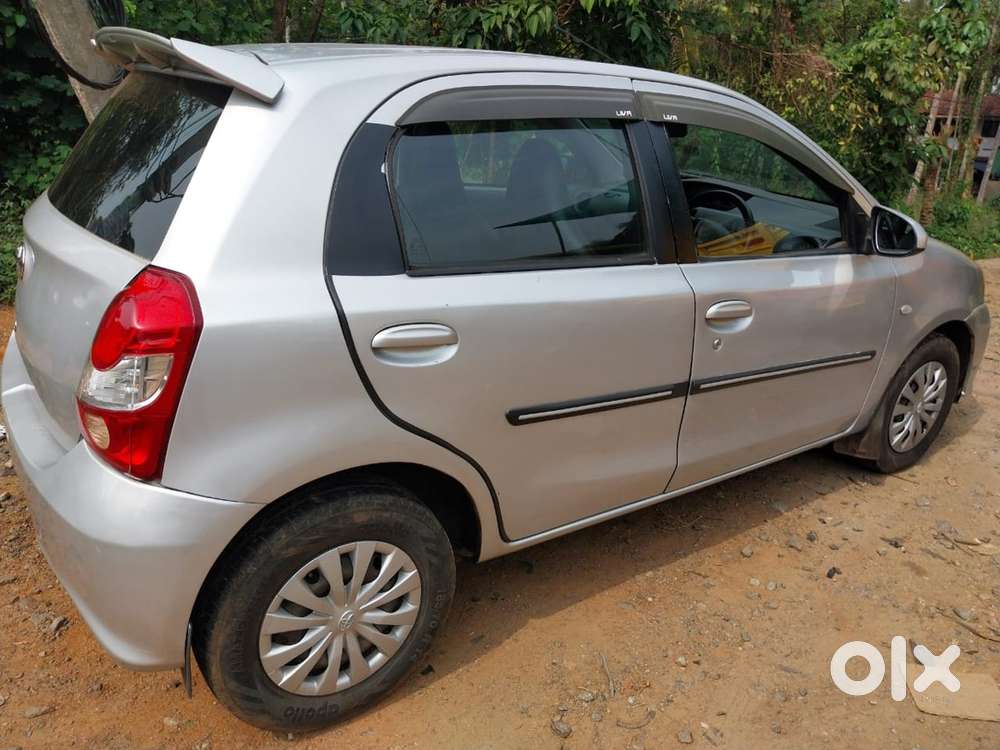 Toyota Etios Liva 2012