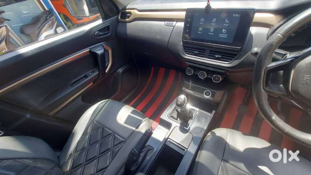 Renault Kiger Rxt, 2023, Petrol