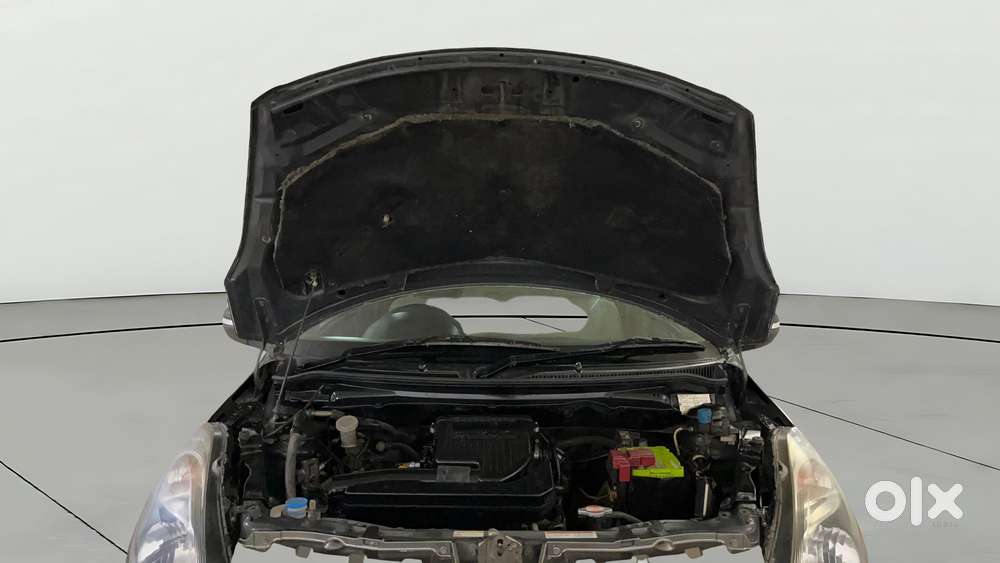 Maruti Suzuki Swift Dzire 1.2 Vxi Bsiv, 2016, Cng & Hybrids