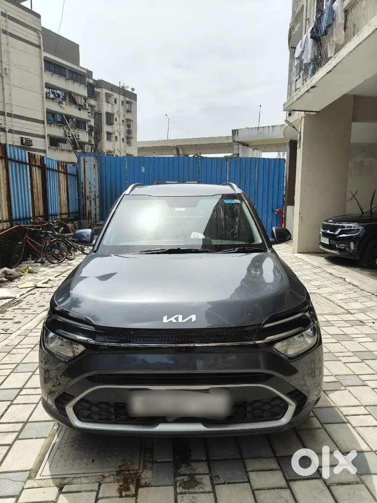 Kia Carens Prestige Plus
