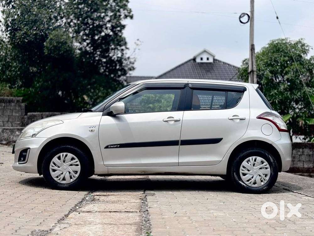 Maruti Suzuki Swift Lxi, 2017, Petrol