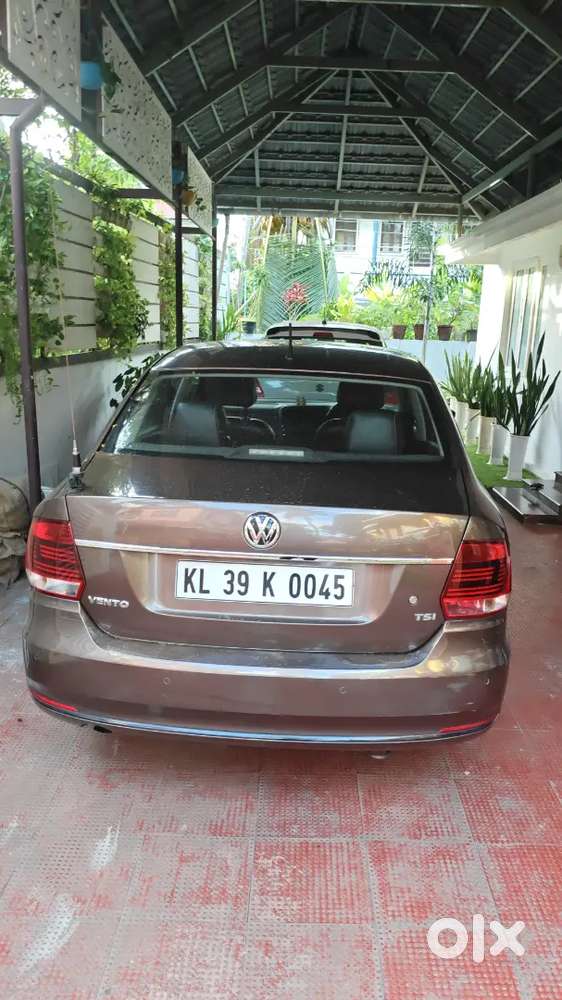 Vw Vento 2016 May Model, Single Owner, 7 Dsg At Petrol, 99000 Kms .