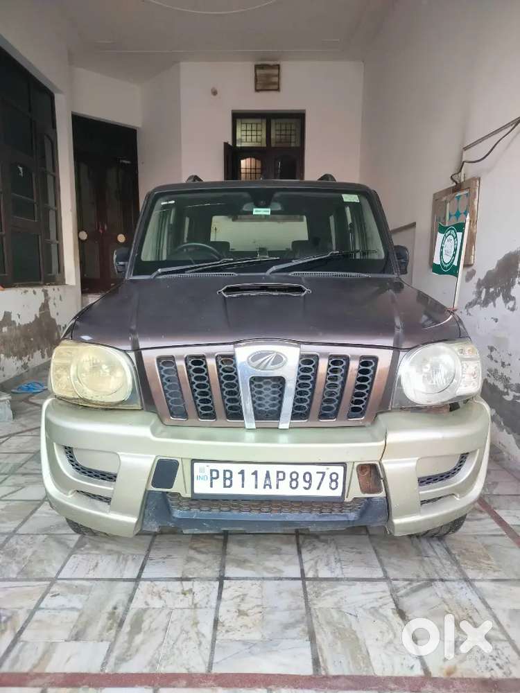 Mahindra Scorpio Classic 2010