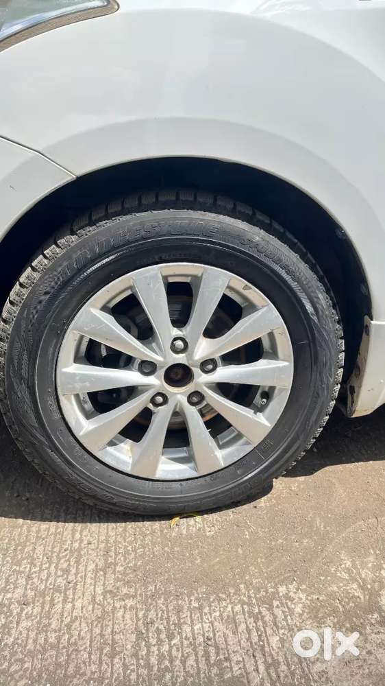 Maruti Suzuki Ertiga Zdi 2013
