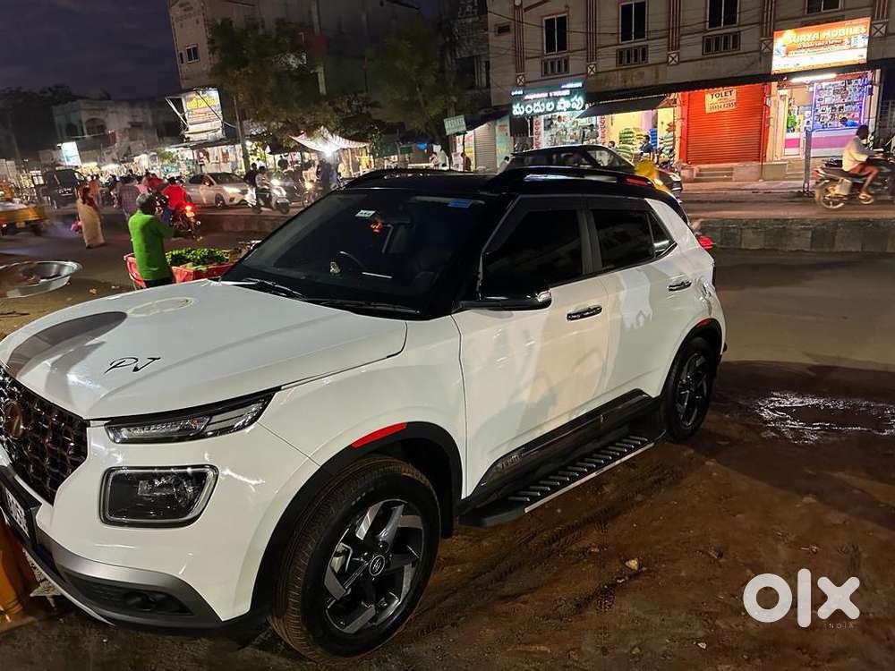 Hyundai Venue 2022 Diesel 48000 Km Driven