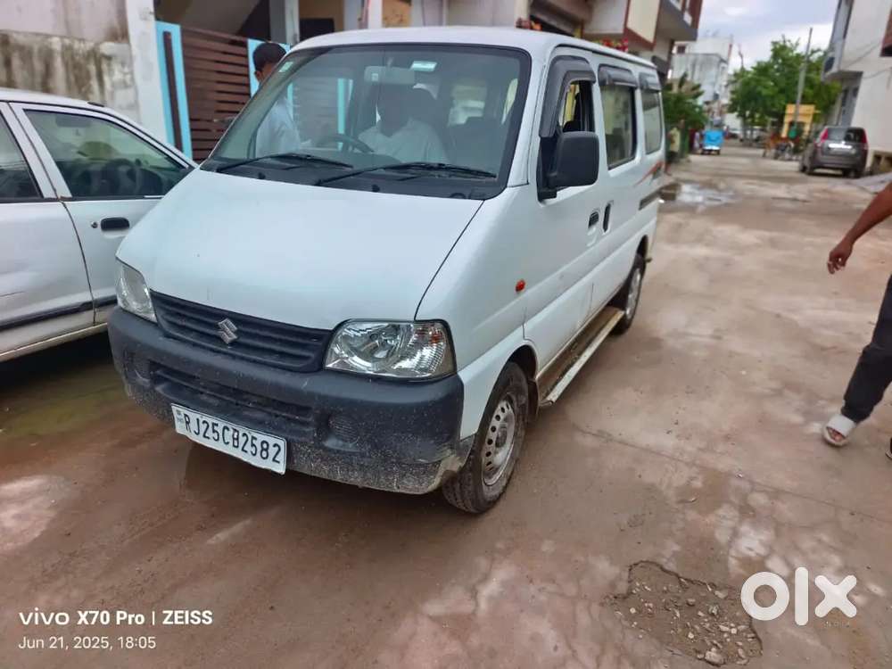 Maruti Suzuki Eeco 2023 Petrol 52000 Km Driven