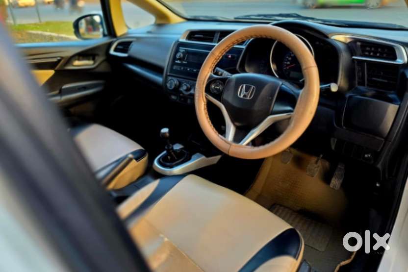 Honda Jazz S Mt I-vtec, 2017, Petrol