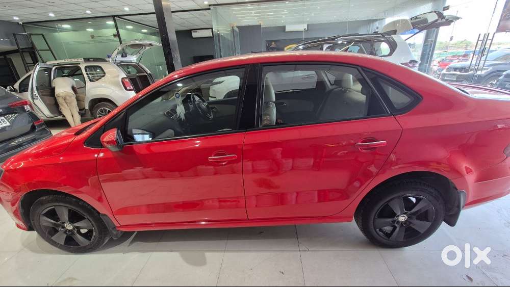 Skoda Rapid 2017 1.6 Mpi Style Mt  Top Model  Well Maintained