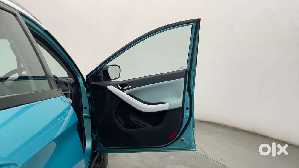 Tata Nexon Creative Plus S 1.2 Revotron Petrol 7dca Dt, 2023, Petrol