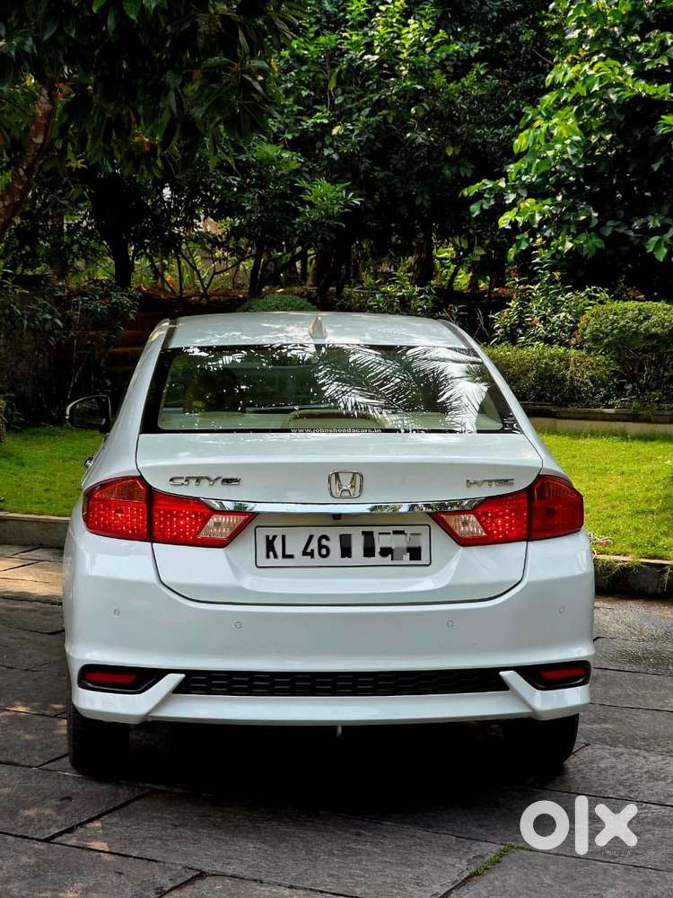 Honda City V Mt Sunroof, 2021, Petrol