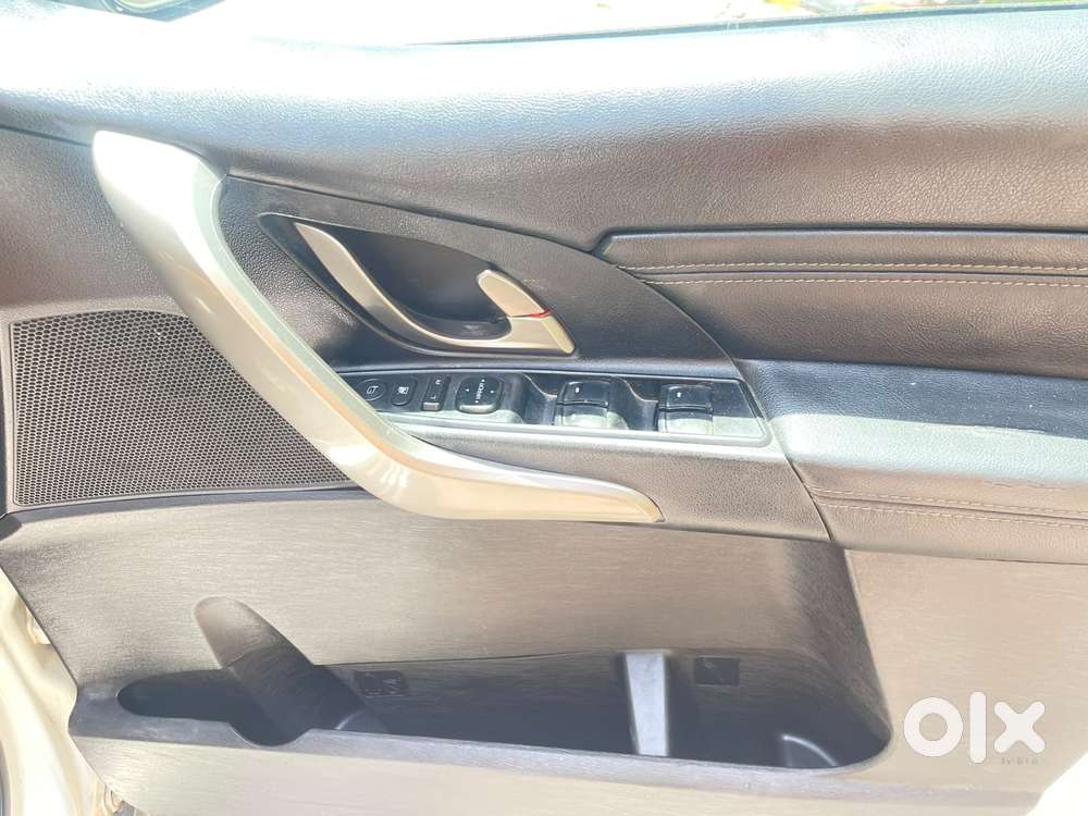 Mahindra Xuv500 W11, 2019, Diesel