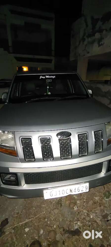 Mahindra Tuv 300 2017