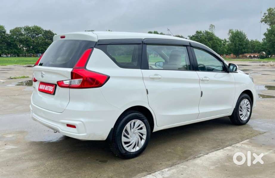 Maruti Suzuki Ertiga Vxi (o) Cng, 2024, Petrol