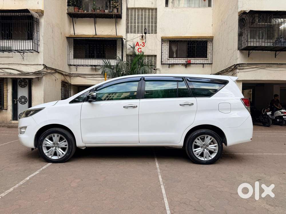 Toyota Innova Crysta 2.8z Automatic, 2018, Diesel