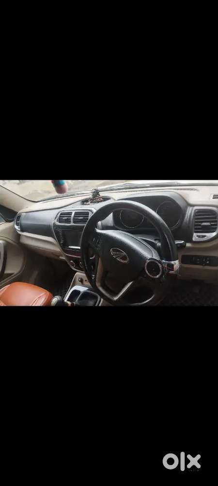 Mahindra Tuv 300 2019