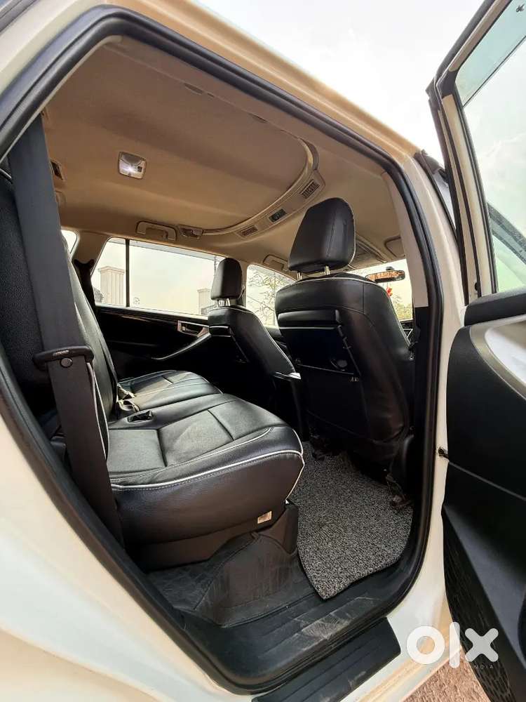 Toyota Innova Crysta 2021