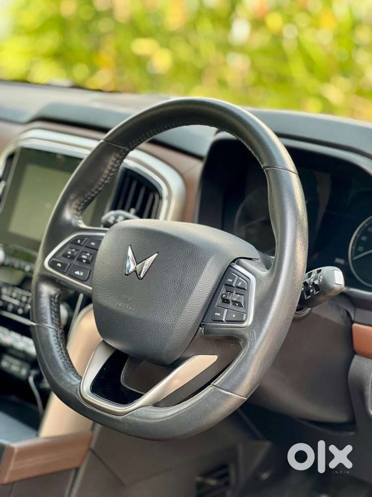 Mahindra Scorpio-n 2.0 Z8 L Petrol At 7 Str, 2022, Petrol