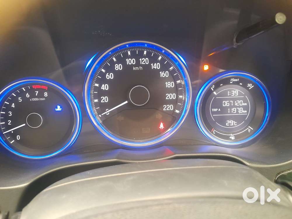 Honda City 1.5 V Cvt I-vtec Mt, 2016, Petrol