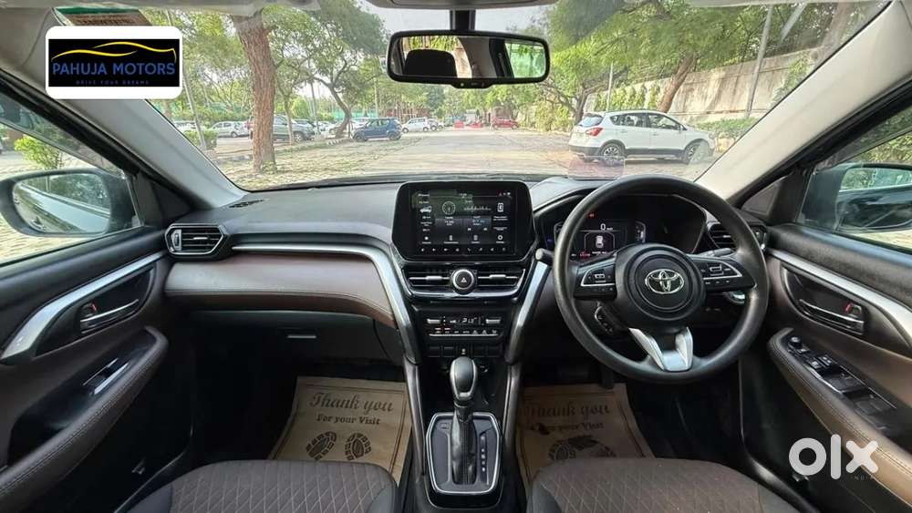 Toyota Urban Cruiser Hyryder, 2025, Petrol