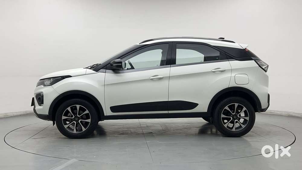 Tata Nexon 1.5 Revotorq Xza Plus S Amt, 2021, Petrol