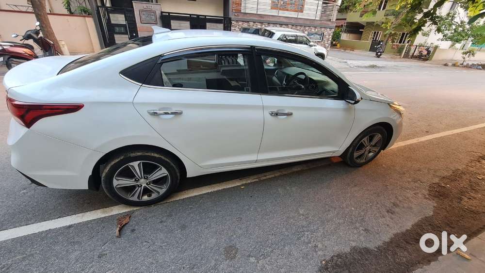 Hyundai Verna 1.6 Sx (o) Vtvt Se, 2020, Petrol
