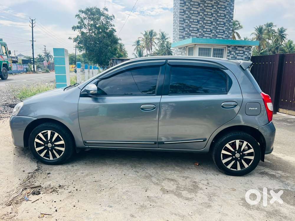 Toyota Etios Liva 1.2 V, 2018, Petrol