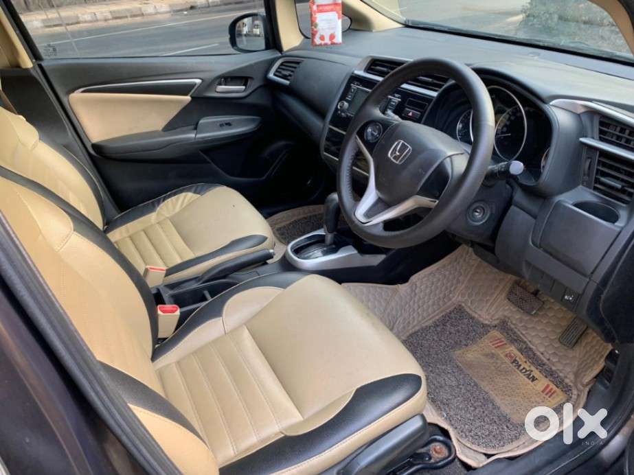 Honda Jazz V Automatic, 2017, Petrol
